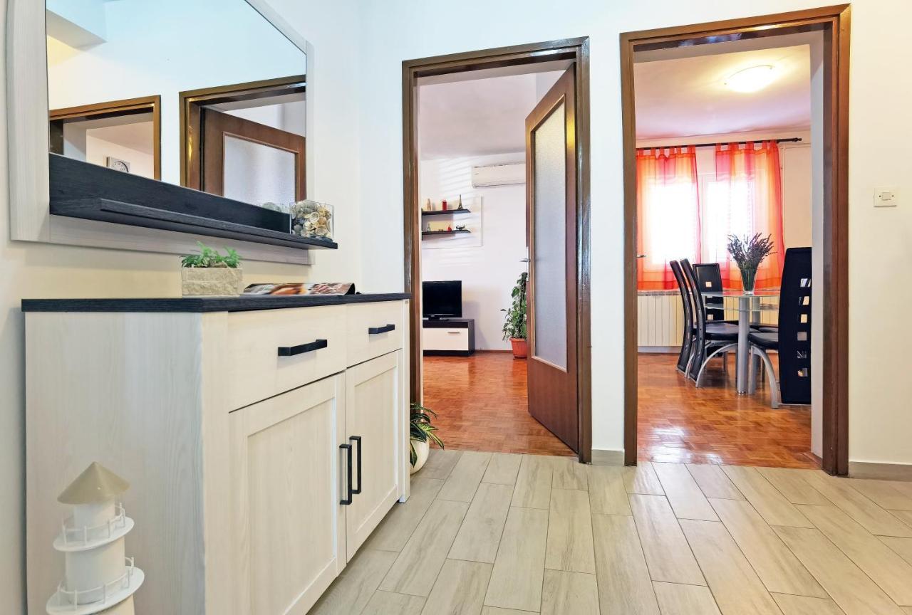 Apartman Danijela Vodice Exterior photo